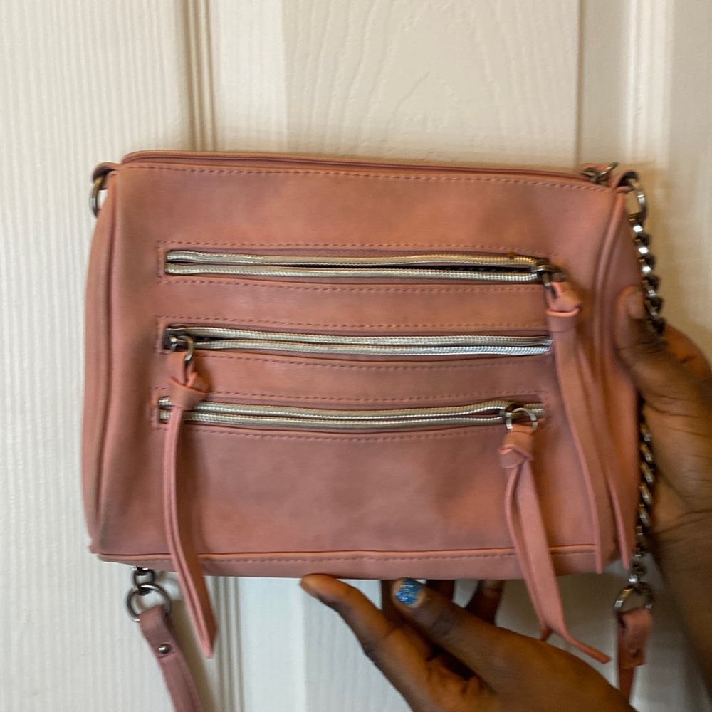 No brand handbag